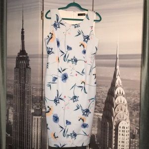 🎈SALE🎈 Ivanka Trump Blue Floral Fitted Dress